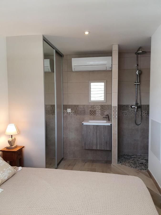 Pinel Superbe Appartement En Residence Vue Mer Cul de Sac Exterior photo